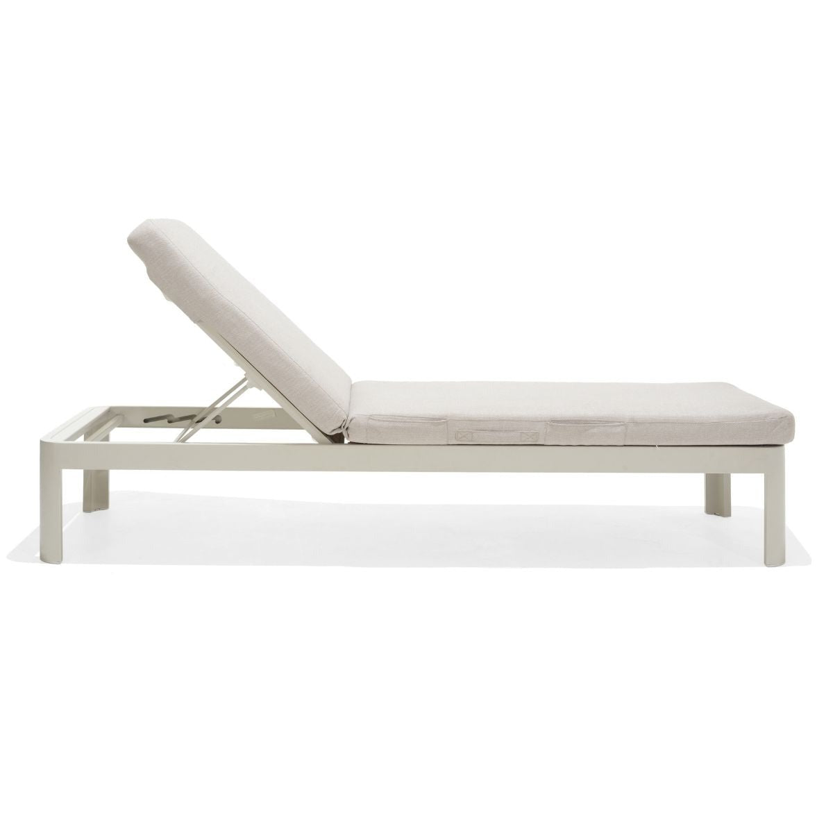 Portals Sun Aluminum Lounger