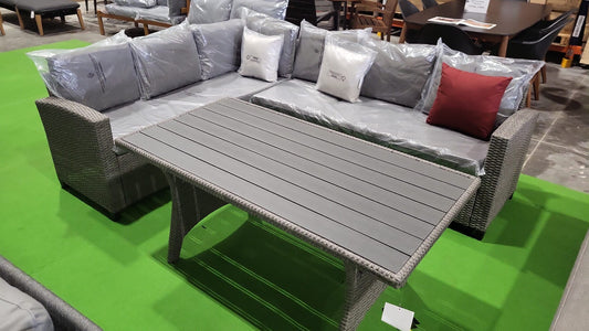 WAS $1499. NOW $599 *BRAND NEW* OPEN BOX 3 Piece Outdoor Furniture High-quality Wicker Seating Set
