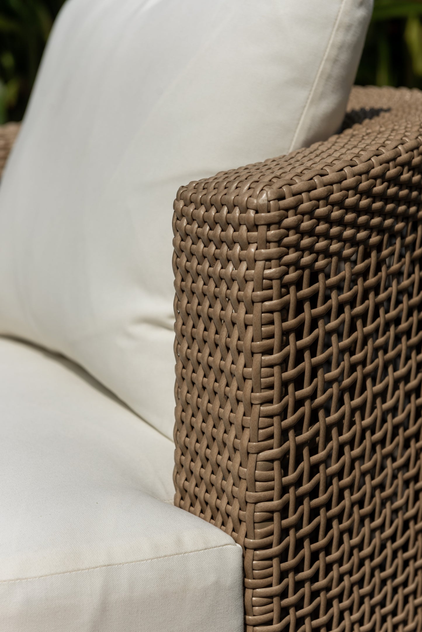 Anilon Swivel Sofa Chair