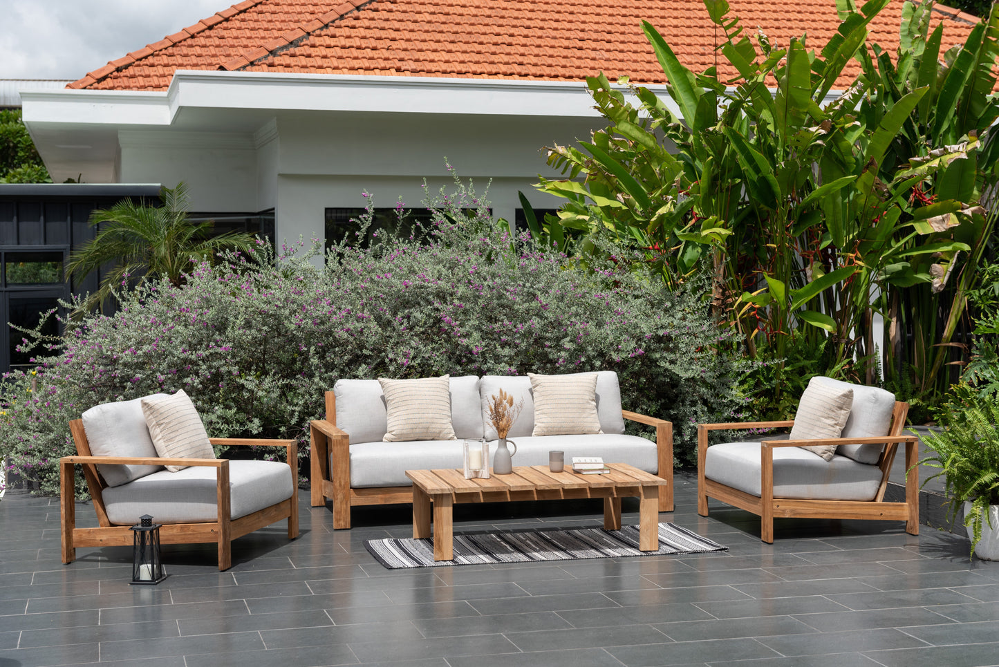 Gala 2.5 Seater