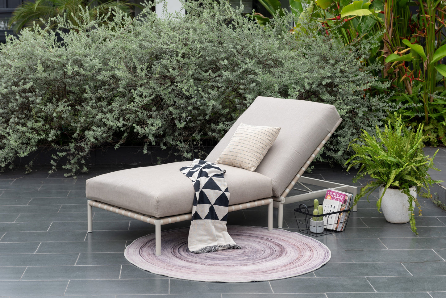 Horizon Ottoman XL
