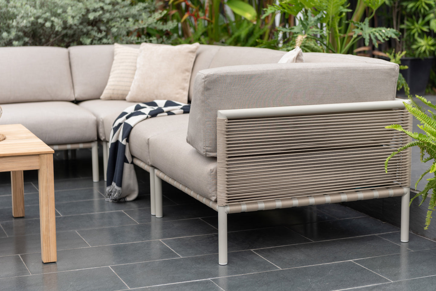 Horizon Sofa Corner Chair