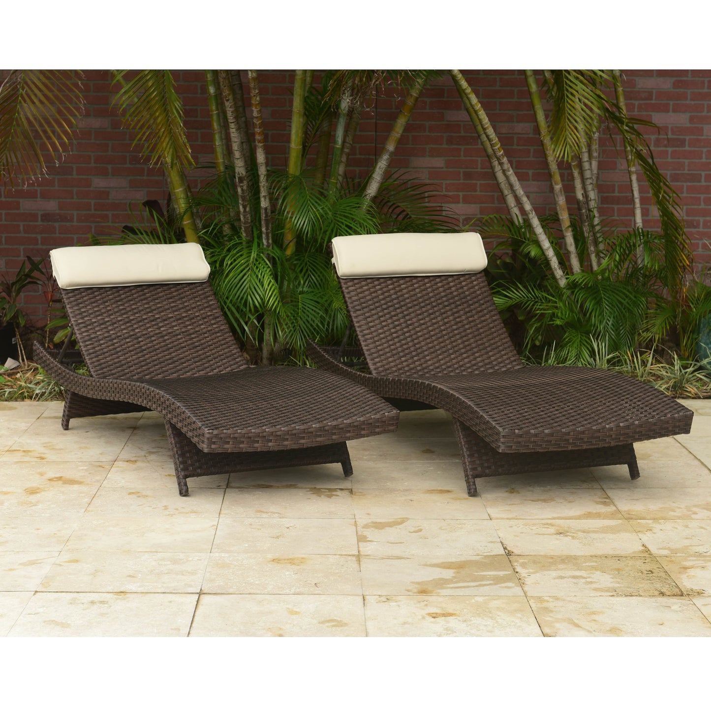 WAS $299. NOW $149. 1 Piece BRAND NEW Brown Lounger Set HIGH-QUALITY WICKER & Olefin, Ideal Furniture For Outdoor