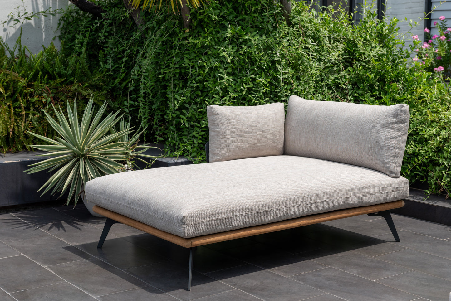 Pearl 4 Piece Sectional Set
