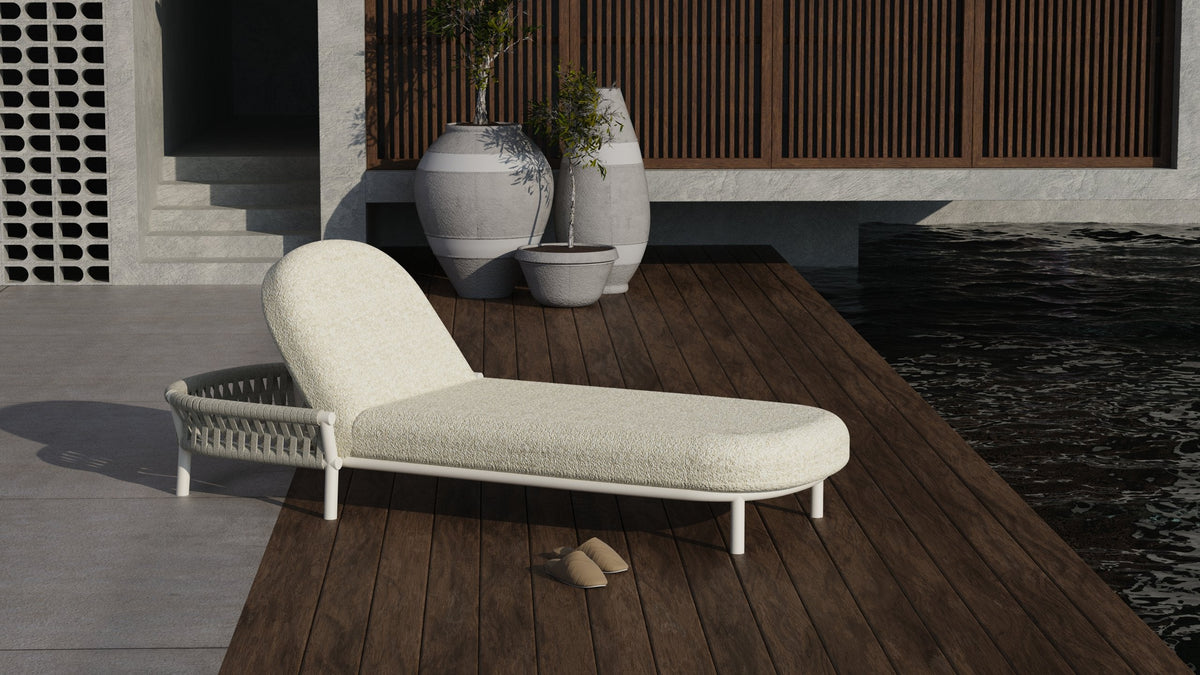 Albury Outdoor Sunlounger