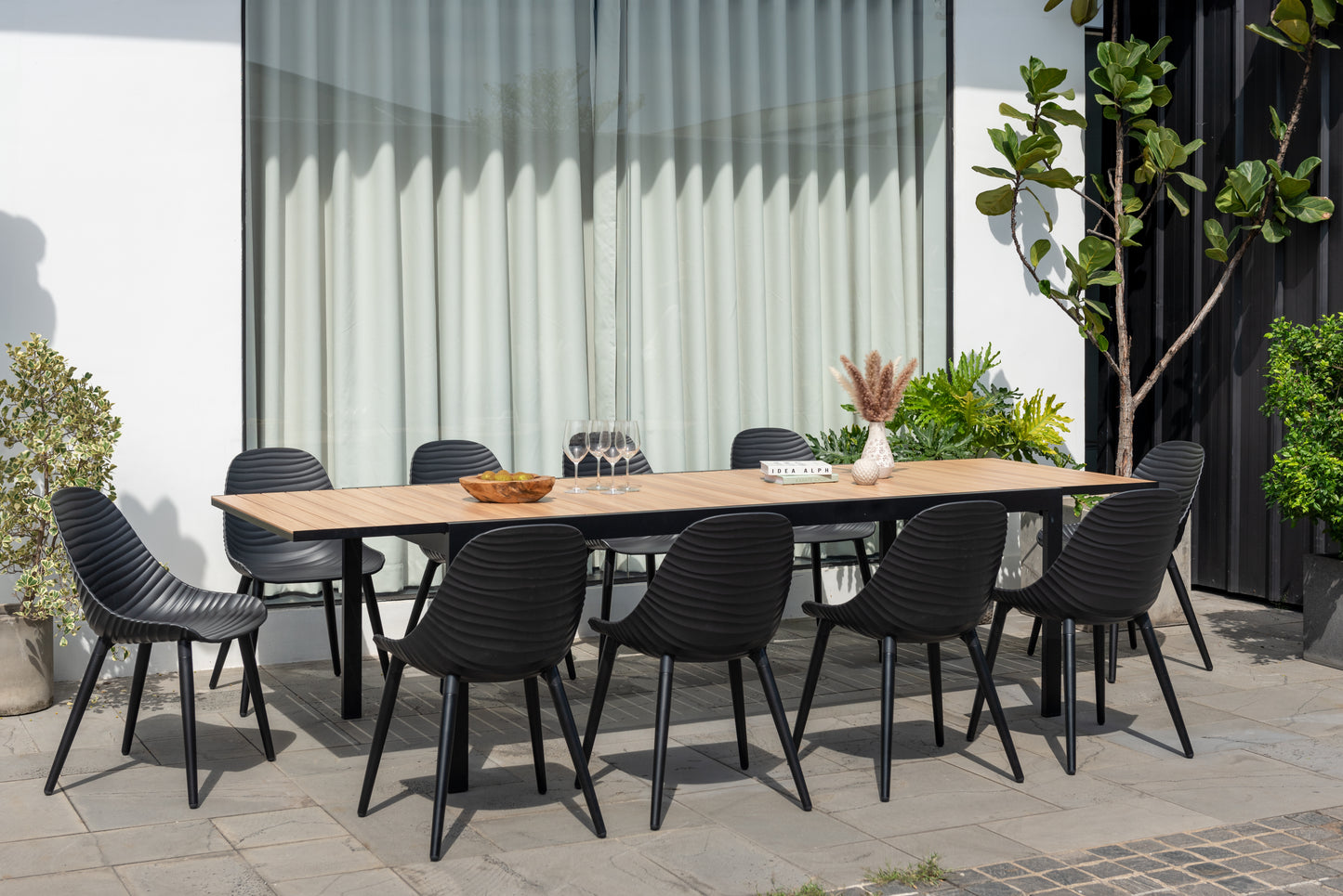 WAS $2999 NOW $2299 *BRAND NEW*  11 Piece Rectangular Extendable Die-Cast Aluminum Outdoor Dining Set