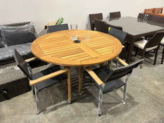 WAS $999 NOW $599 Open Box (never used) 5 Piece Round 100% FSC Certified Solid Wood Table With Black Chairs Dining Set