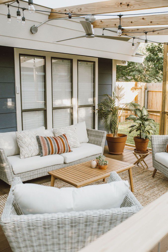WAS $199 NOW $99 *BRAND NEW* 100% Certified Solid Wood Coffe Table | Ideal Furniture For Outdoor
