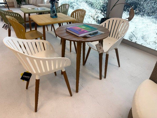WAS $799 NOW $399 BRAND NEW 3 Pieces Round Dining Set Table And Chairs, Die-Cast Aluminum, Ideal Furniture Set For Outdoor And Patio