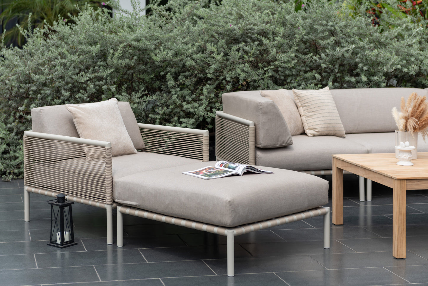 Horizon Ottoman