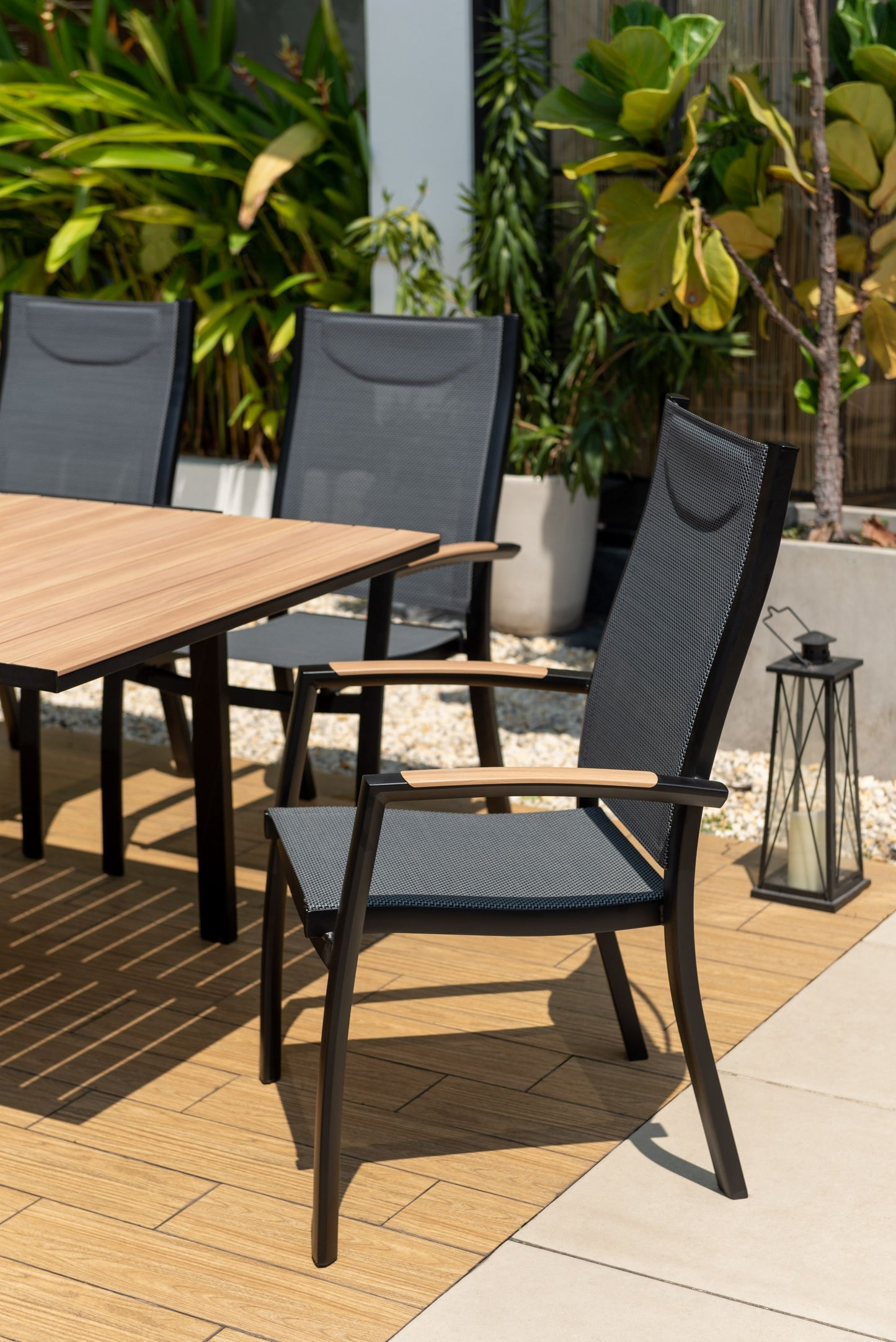 WAS $3499 NOW $2699 *BRAND NEW*  11 Piece Rectangular Extendable Die Cast Aluminum Outdoor Dining Set