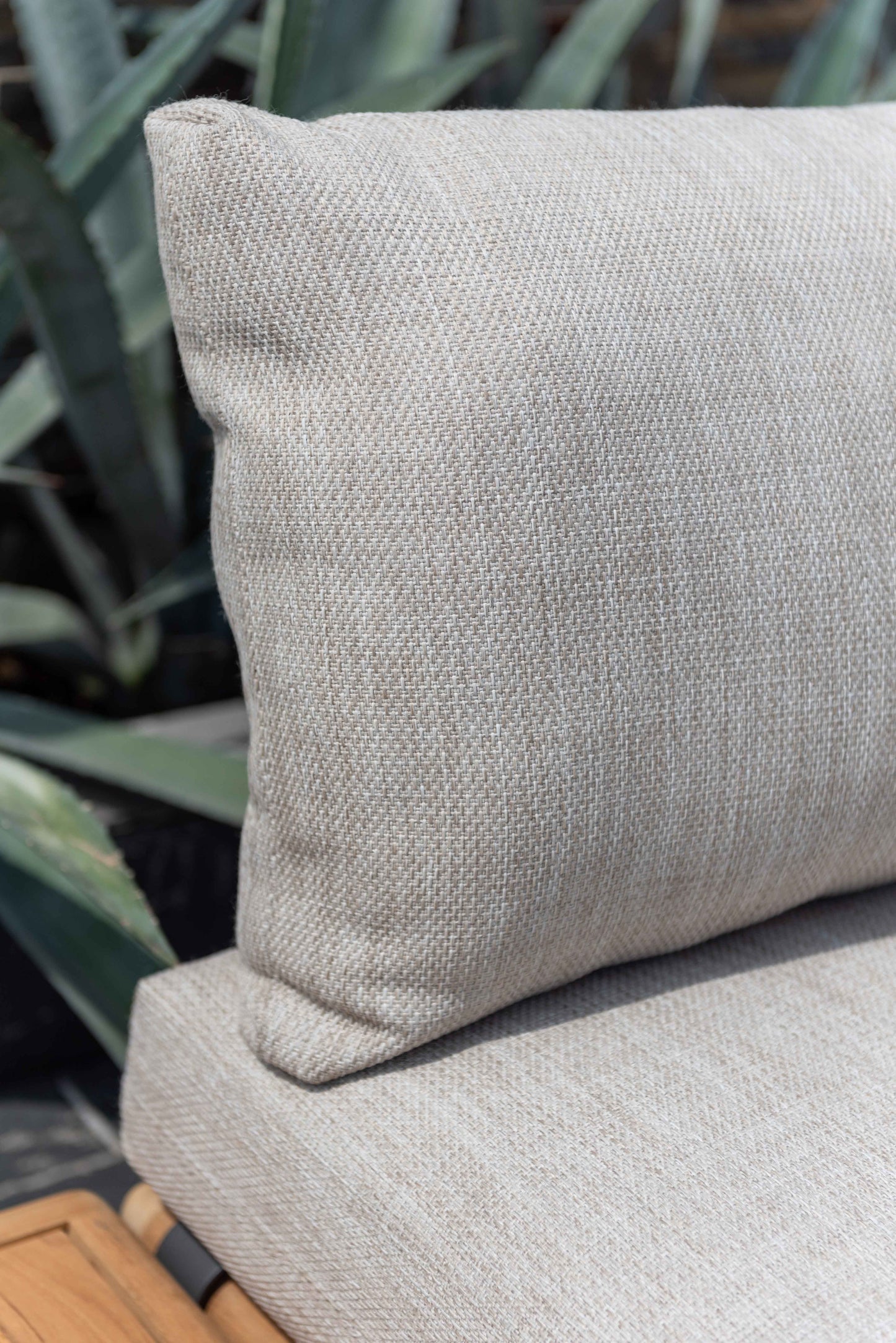 Pearl Daybed Sofa