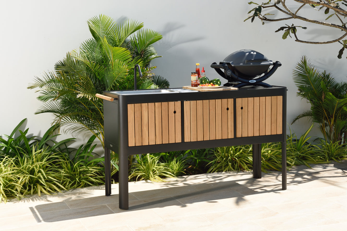WAS $2499. NOW $1499 BRAND NEW Kitchen Black Made of Die-cast Aluminum, Ideal Set for Outdoor