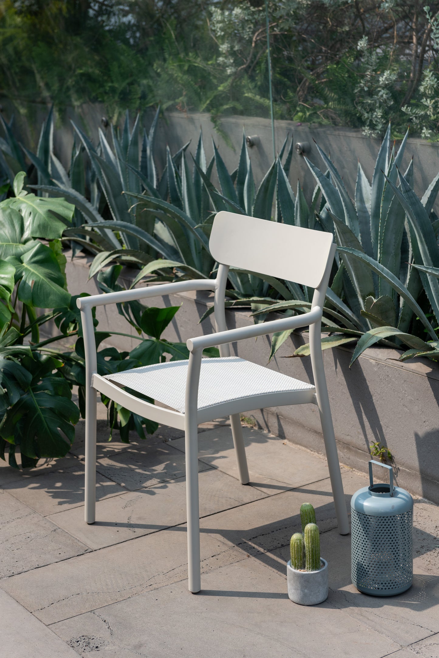 9 Piece Rectangular Dining Set With Stackable Chairs, Made of Die-Cast Aluminum & Duraboard Furniture Set For Outdoor And Patio