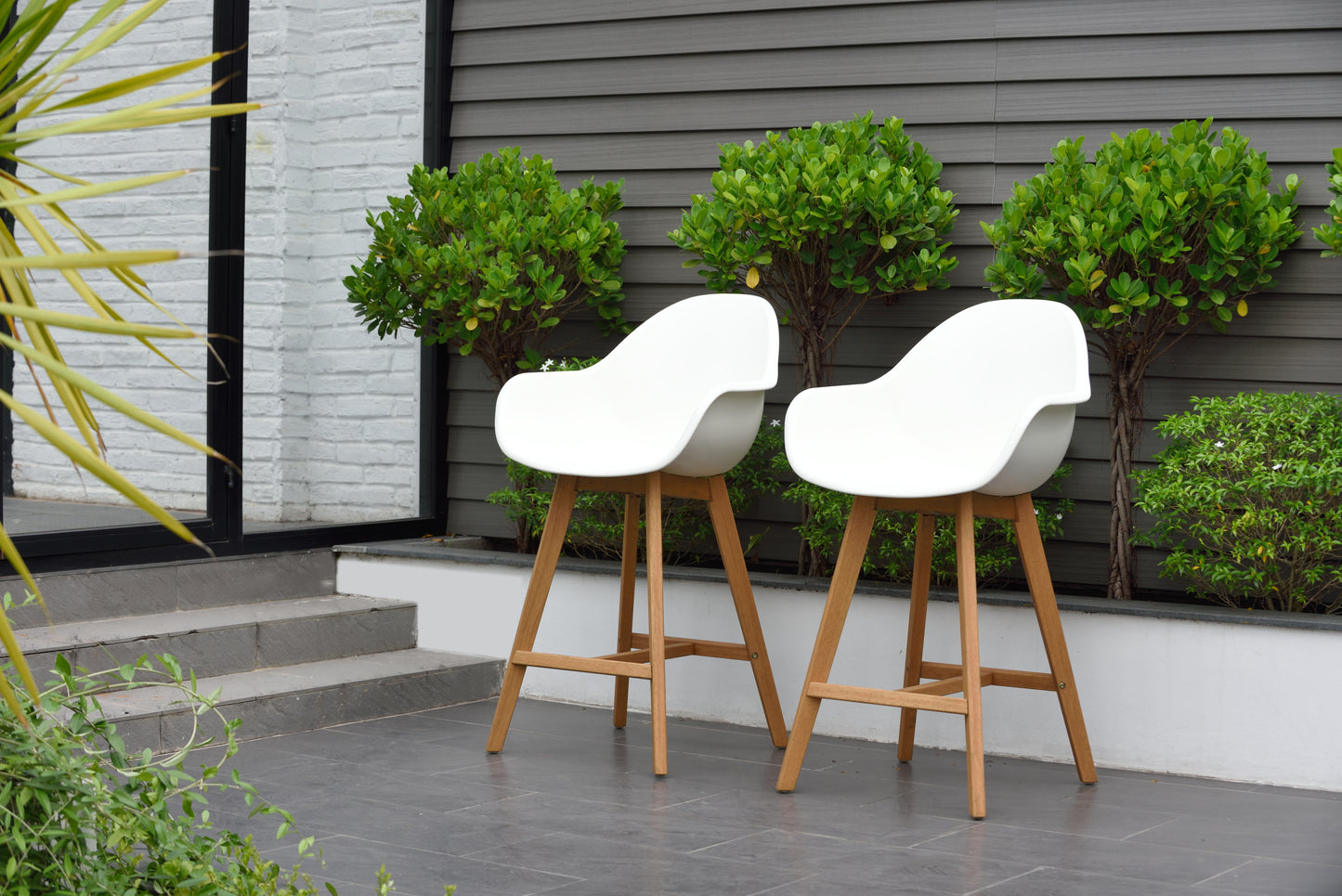 Concarneau Arm Stool White Chair