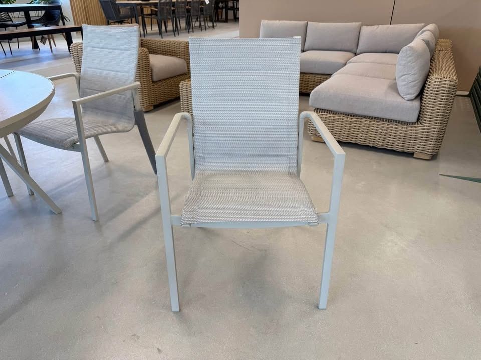 WAS $2449 NOW $1225 BRAND NEW 7-Piece Patio Round Dining Set - Aluminum Beige Outdoor Table and Chair Set